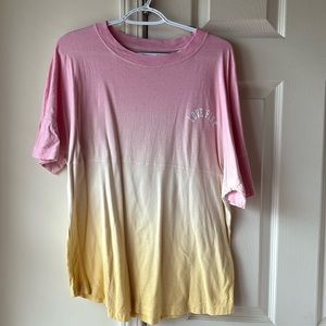 VS pink, ombre shirt